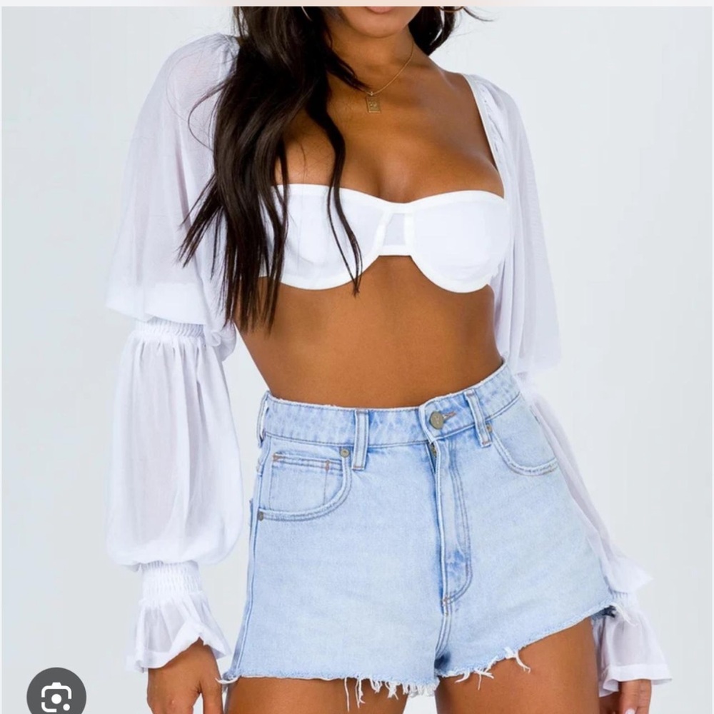 BRAND NEW princess Polly white crop top